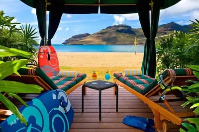 Image de 3 Big Rooms w\/ Balconies Close to Wailua Falls! Beachfront Location w\/ Pool!
