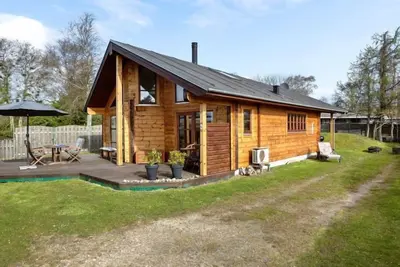 Image de \"Fortuna\" - 200m from the sea by Interhome