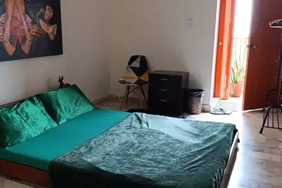 Image de Cozy and Zen home stay at a prime location. Pet-Friendly