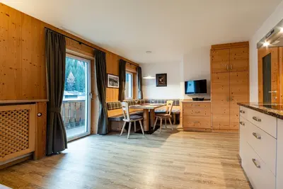 Image de Appartement \"Stoffelapartments - Martina\" avec vue sur la montagne, terrasse partagée et Wi-Fi