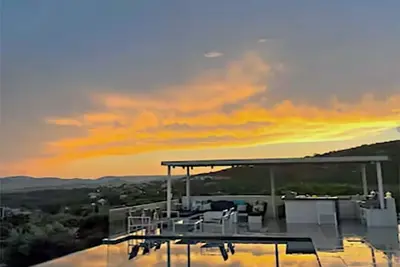 Image de Villa de luxe, vue mer & spa à 10 min de St-Tropez