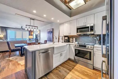 Image de Ariel dunes 2103 Salty Bull Fabulous updated condo! fabulous views! Reduced fall rates