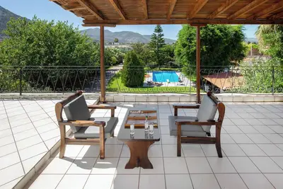 Image de Private villa w/ large pool, walking distance from beach, near Athens