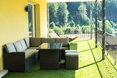 Image de Spacious Sonnenrausch vacation apartment in Schwarzenberg with whirlpool and sauna