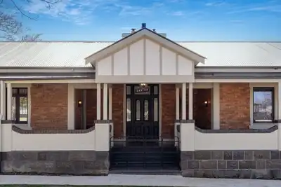 Image de Sanlor Suite 2 | Luxury, Comfort & Style