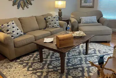 10 minute walk to Uga campus or downtown!