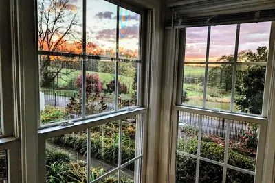 Image de 5br Hood Oaks Farm~King Bed+Sunrm+FirePt/nr Mtns+Lakes+I-85 & 26+Tiec