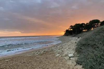 Image de Studio dans maison à la campagne à deux pas de l'océan