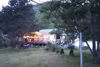 Image de An Artists Paradise! ! \n\nAn Artists Paradise! ! \n\nPrivate oceanfront property.