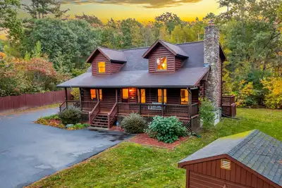 Image de Our pondside cabin - a charming retreat with modern amenities near Wachusett Mtn