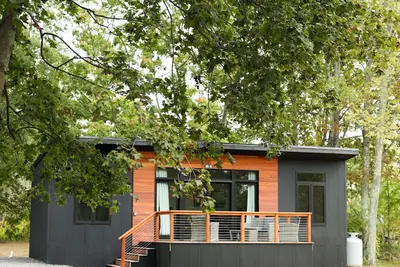 Image de Modern Tiny Home 24 w/Hot Tub!