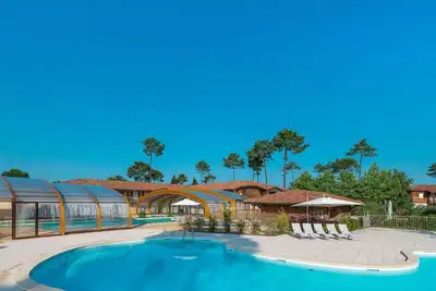 Image de Joli appartement pour 4 personnes avec Wifi, piscine, Tv, terrasse et animaux admis