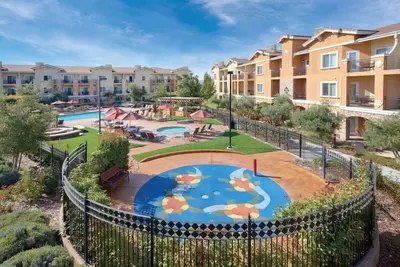 Image de Beautiful Hotel in Vino Bello Resort - Studio