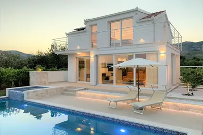 Image de Holiday house Trogir Natura with private swimming pool