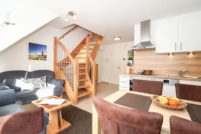 Image de Oyster pearl, exclusive vacation apartment, south-west facing balcony.