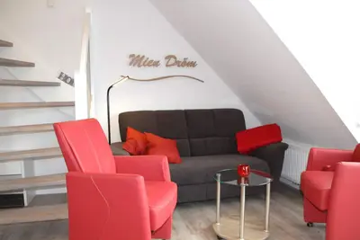 Image de Hochwertige und Geschmackvoll Eingerichtete Ferienwohnung im Obergeschoss