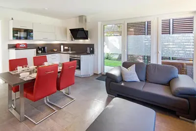 Image de Moderne Ferienwohnung mit 72 m², Platz für Vier Personen und ein Kleinkind
