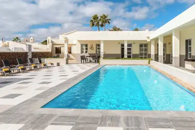 Image de Villa Seduttori - Quatre Chambres Villa, Couchages 8