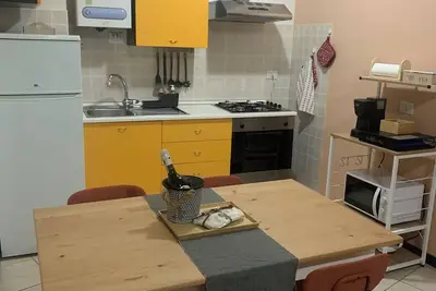 Image de Five minutes from the center and the Borromeo Islands. Apartment for families/couples