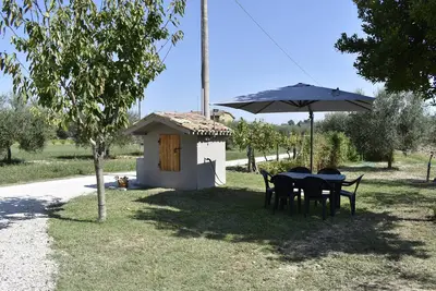 Image de Apartment in the Countryside, in quiet area with outdoor garden
