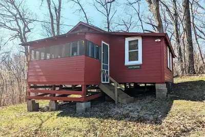 Image de Hawthorne Cabin - Screened in Porch with Lake Views & Pet Friendly