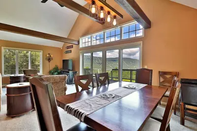 Image de Spacious and Private Home With Stunning Views of Okemo Mountain