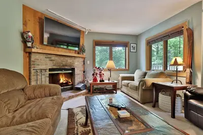 Convenient location and three bedrooms at Kettlebrook Okemo
