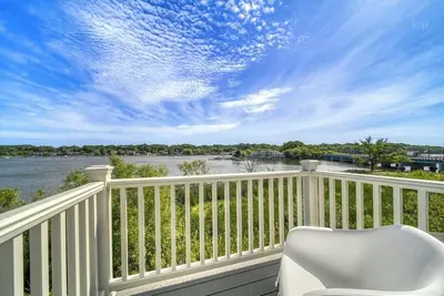 Image de Hot Tub - Game Room - Saugatuck/Douglas - Three Bedroom - Sleeps 8
