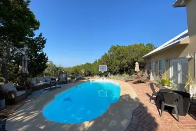 Image de 3 Delightful RVs~Pool~Bandera, Tx. \n