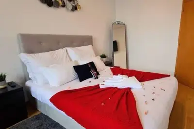 Image de Spacious flat in the center