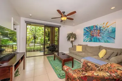 Image de Pacifico L302 • 2 Br Ground-Floor Resort-Club Condo with Direct Pool Access