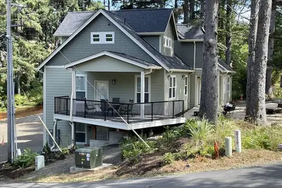 Image de Luxury 4 Bedrooms House in Neskowin South Beach.