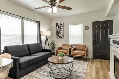 Image de Stylish & Serene: Modern Retreat