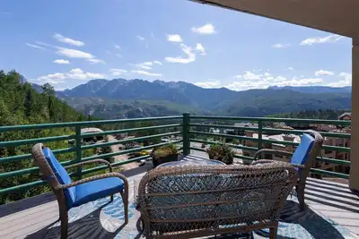 Image de Eolus Ski-in/Ski-Out Condo w/ private hot tub/deck and Awesome Mountain Views