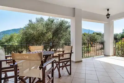 Image de Appartement \"Daratos 6\" avec vue sur la mer, jardin partagé et Wi-Fi