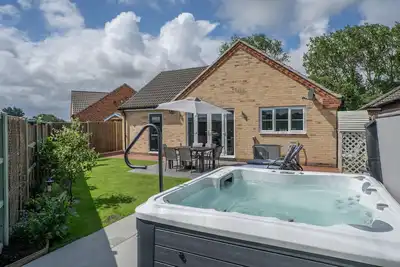 Image de Woodpecker Lodge | East Ruston Cottages