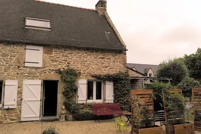 Image de Grande maison traditionnelle idéale pour famille ou groupe d'amis