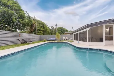 Image de Charming and Amaizing Home with Pool in Miramar
