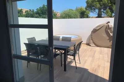 Image de Appartement + Terrasse Spa Bbq