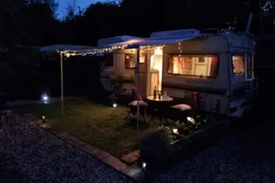 Image de Mehefin Coed - Unwind & Relax. At the base of the Preseli mountain range.