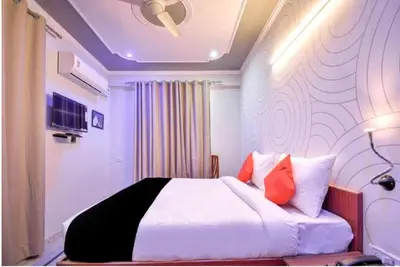 Hotel 7 Nights