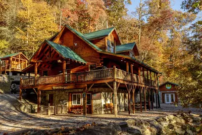 Image de Riverfront-3 Luxury Homes on 500 Acres incl 5br/3ba + 3br/3ba + 2br/2ba -Group A