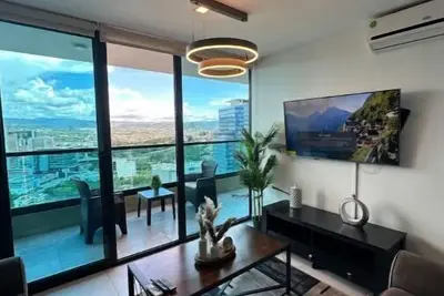 Image de Luxury 2br Apartment in Astria