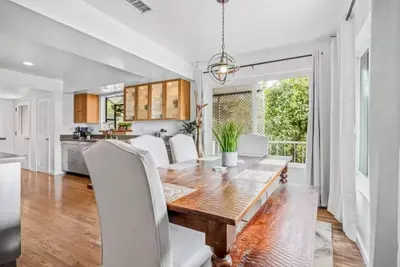 Image de Summerland Oasis - Ocean Views, Bbq, Hot Tub