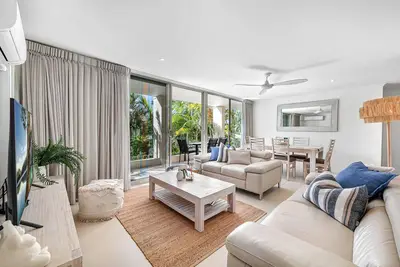 Image de Beautiful Apt in Luxe Beachside Noosa Resort