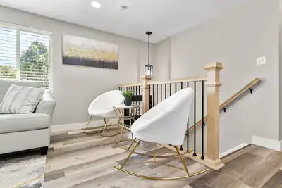 Image de Remodeled  and Furnished Home/Near Stores/6 guests