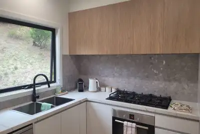 Image de Newly renovated multiple-story home w/ firepit, 20 mins walk to Rye beach\n