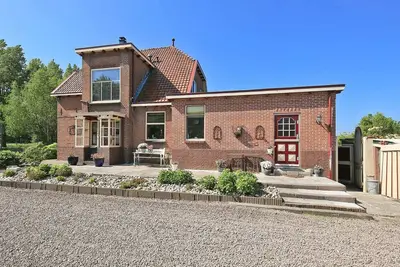 Maison de campagne caractéristique avec bien-être