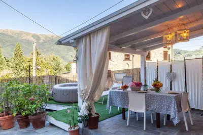 Image de Maison de vacances 'La Casa Della Nonna' avec vue sur les montagnes, Wi-Fi et climatisation