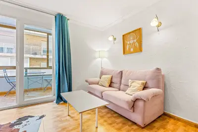 Image de Appartement 'Unique Hotel Apartment 3-3' avec vue mer, Wi-Fi et climatisation